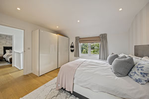 Bedroom- click for photo gallery